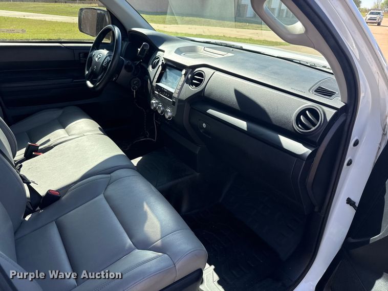 image for item NK9145 2021 Toyota Tundra Crew Cab pickup truck