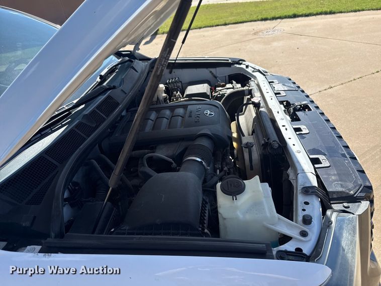 image for item NK9145 2021 Toyota Tundra Crew Cab pickup truck