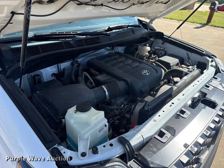 image for item NK9145 2021 Toyota Tundra Crew Cab pickup truck