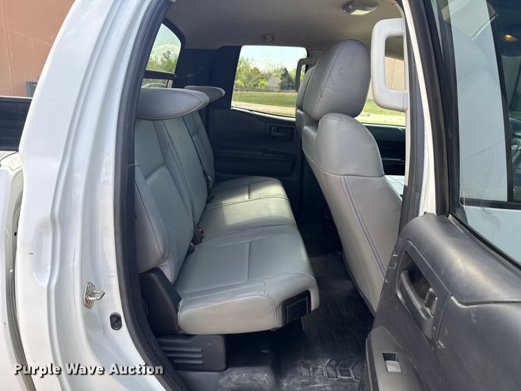 image for item NK9146 2020 Toyota Tundra Crew Cab pickup truck