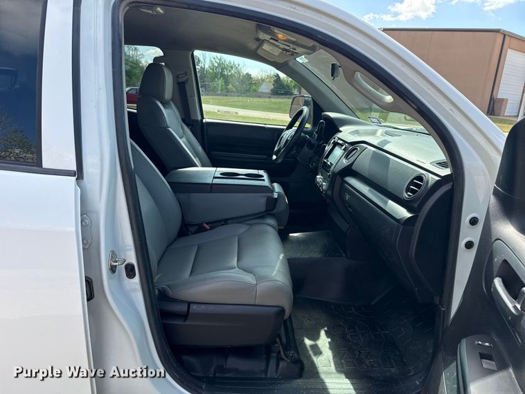 image for item NK9146 2020 Toyota Tundra Crew Cab pickup truck