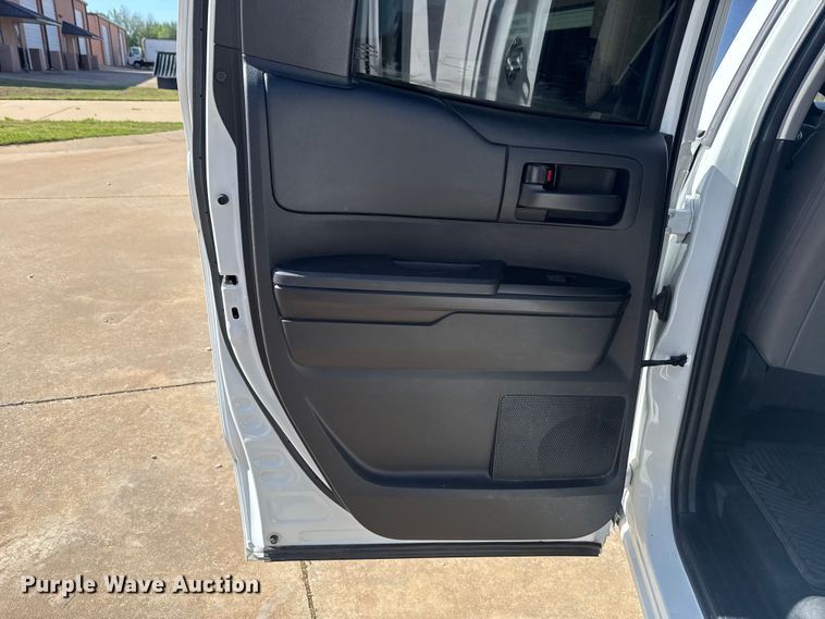 image for item NK9150 2021 Toyota Tundra Crew Cab pickup truck