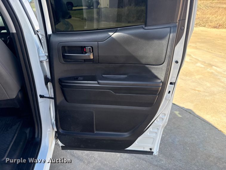 image for item NK9150 2021 Toyota Tundra Crew Cab pickup truck