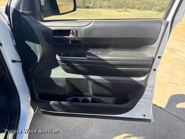 image for item NK9150 2021 Toyota Tundra Crew Cab pickup truck