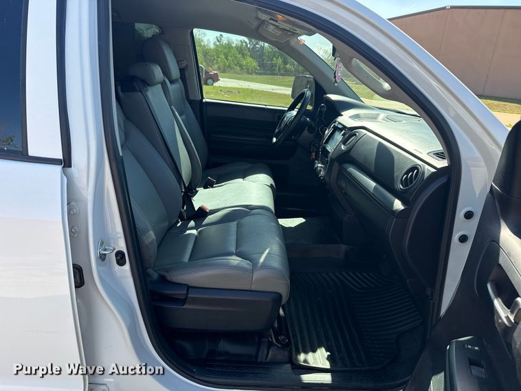 image for item NK9150 2021 Toyota Tundra Crew Cab pickup truck