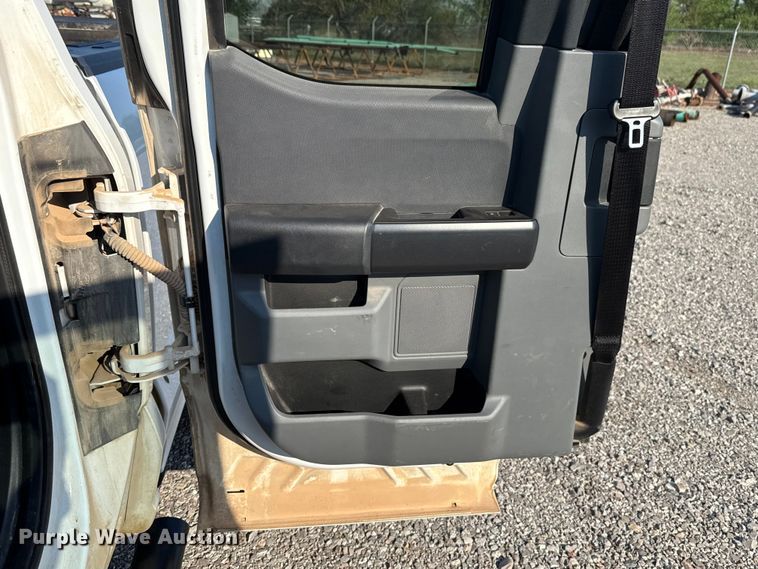 image for item NK9153 2022 Ford F150 Ext. Cab pickup truck