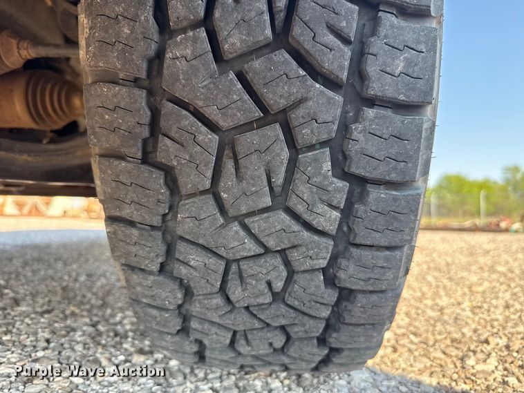 image for item NK9153 2022 Ford F150 Ext. Cab pickup truck