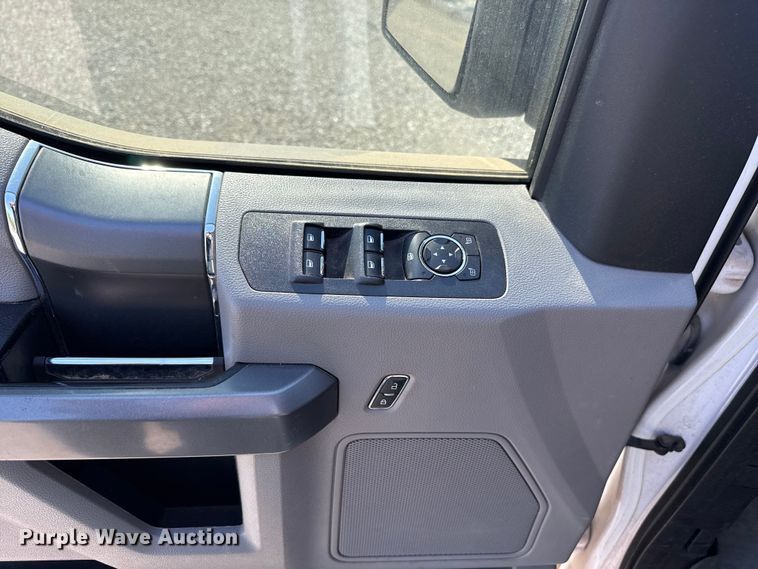 image for item NK9155 2018 Ford F150 Crew Cab pickup truck