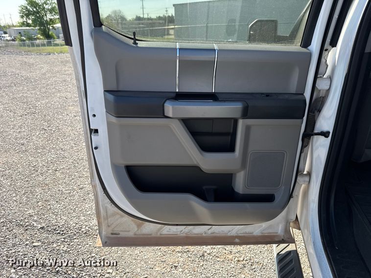 image for item NK9155 2018 Ford F150 Crew Cab pickup truck