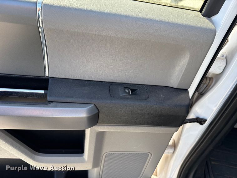 image for item NK9155 2018 Ford F150 Crew Cab pickup truck