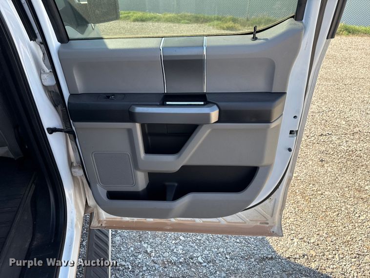 image for item NK9155 2018 Ford F150 Crew Cab pickup truck