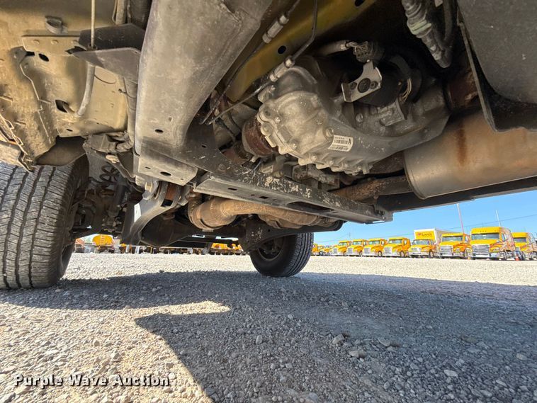 image for item NK9167 2019 Ford F350 Super Duty utility bed pickup truck