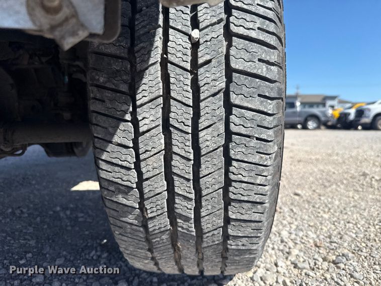 image for item NK9167 2019 Ford F350 Super Duty utility bed pickup truck