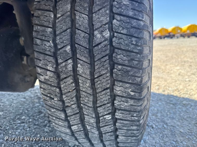 image for item NK9167 2019 Ford F350 Super Duty utility bed pickup truck