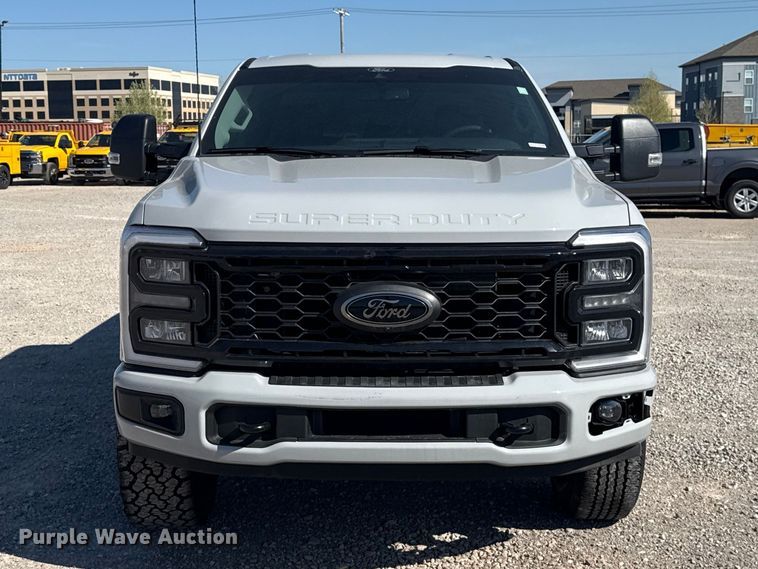 image for item NK9168 2026 Ford F250 Super Duty XLT Crew Cab pickup truck