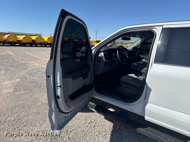 image for item NK9168 2026 Ford F250 Super Duty XLT Crew Cab pickup truck