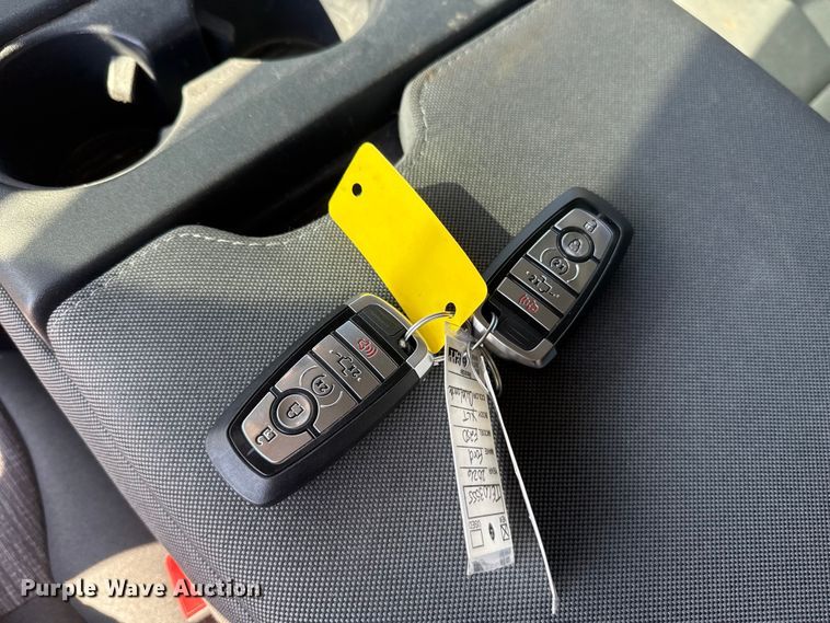 image for item NK9168 2026 Ford F250 Super Duty XLT Crew Cab pickup truck