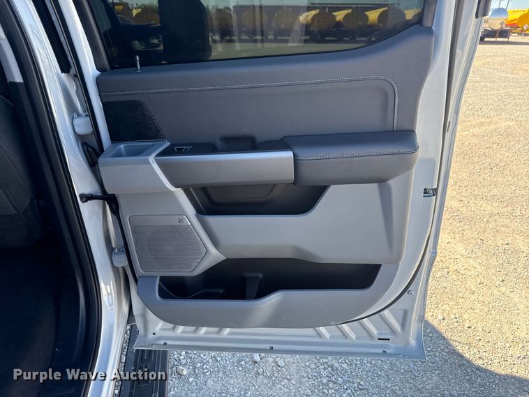 image for item NK9168 2026 Ford F250 Super Duty XLT Crew Cab pickup truck