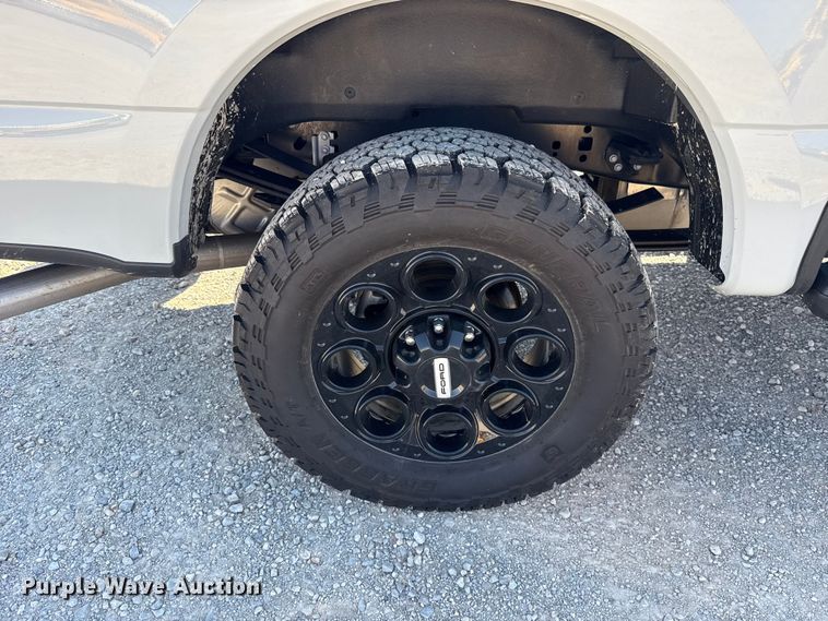 image for item NK9168 2026 Ford F250 Super Duty XLT Crew Cab pickup truck