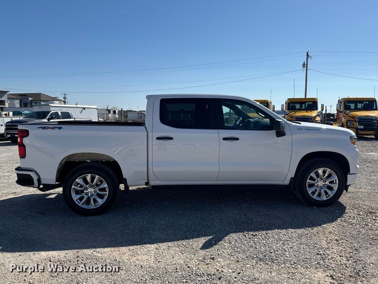 image for item NK9169 2023 Chevrolet Silverado 1500 Crew Cab pickup truck