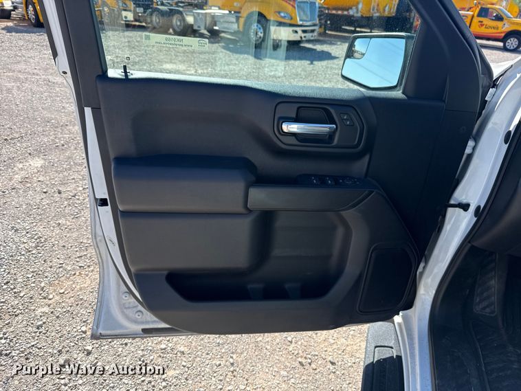 image for item NK9169 2023 Chevrolet Silverado 1500 Crew Cab pickup truck