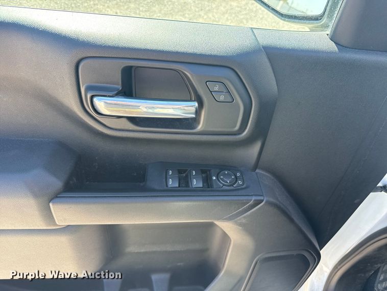 image for item NK9169 2023 Chevrolet Silverado 1500 Crew Cab pickup truck