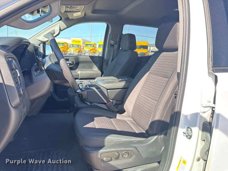 image for item NK9169 2023 Chevrolet Silverado 1500 Crew Cab pickup truck