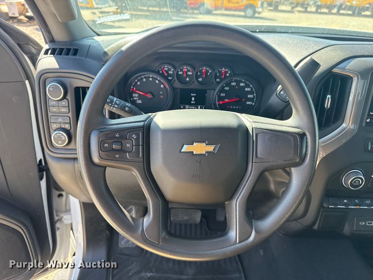 image for item NK9169 2023 Chevrolet Silverado 1500 Crew Cab pickup truck