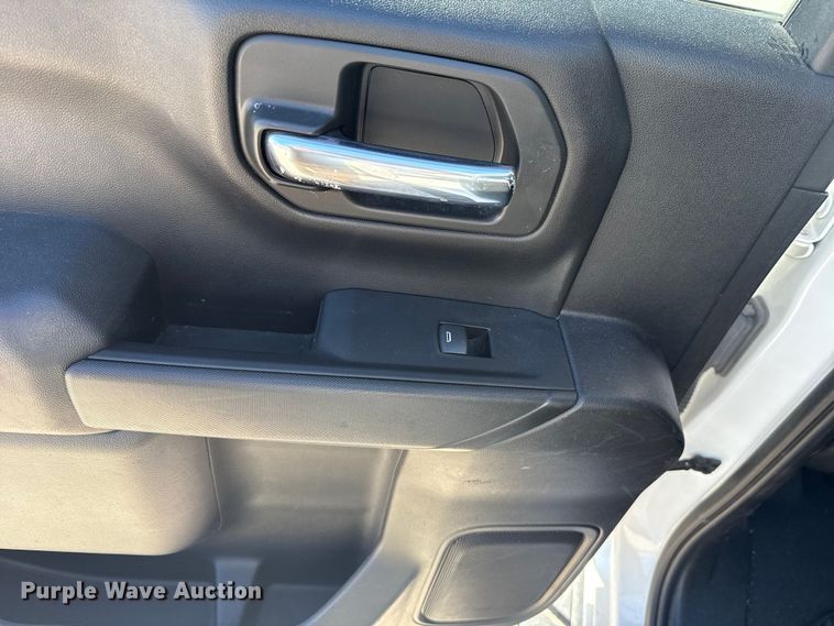 image for item NK9169 2023 Chevrolet Silverado 1500 Crew Cab pickup truck