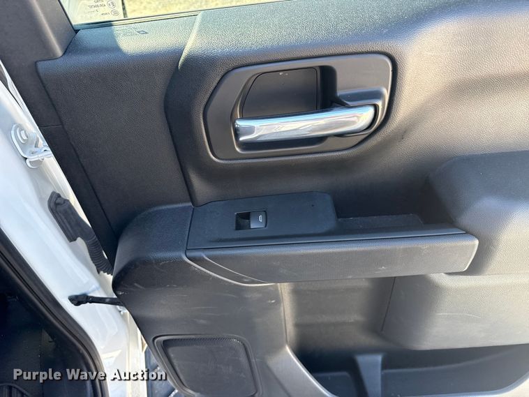 image for item NK9169 2023 Chevrolet Silverado 1500 Crew Cab pickup truck