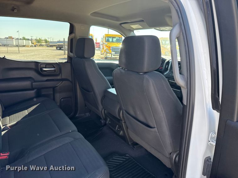 image for item NK9169 2023 Chevrolet Silverado 1500 Crew Cab pickup truck