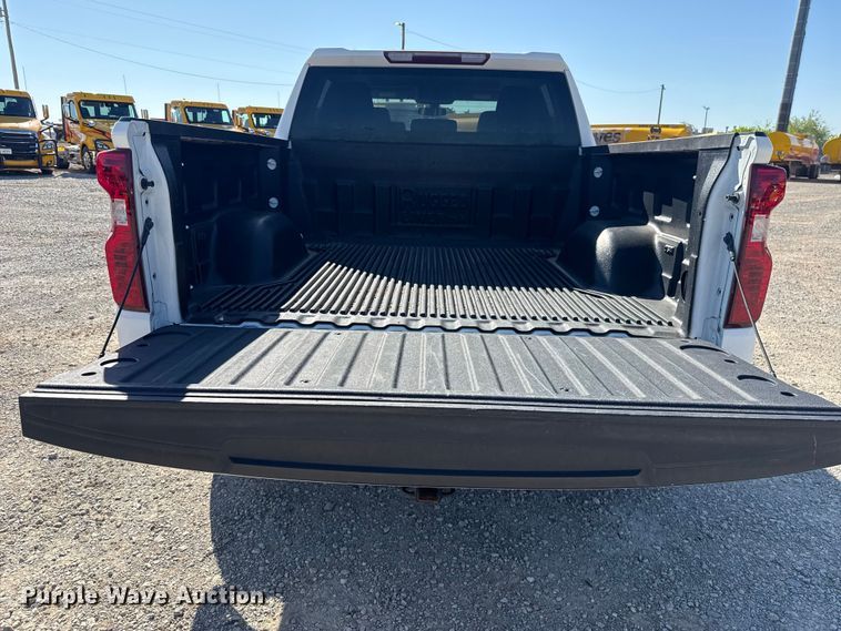 image for item NK9170 2021 Chevrolet Silverado 1500 Crew Cab pickup truck