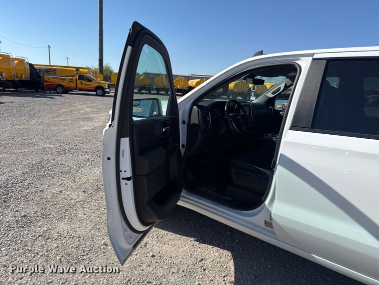 image for item NK9170 2021 Chevrolet Silverado 1500 Crew Cab pickup truck