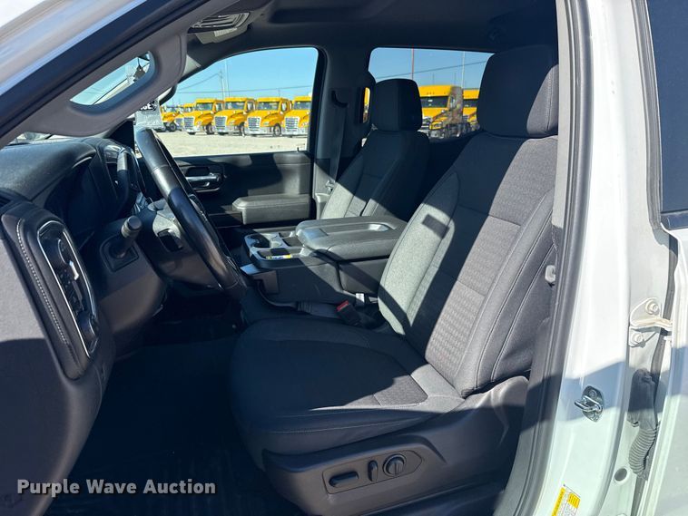 image for item NK9170 2021 Chevrolet Silverado 1500 Crew Cab pickup truck