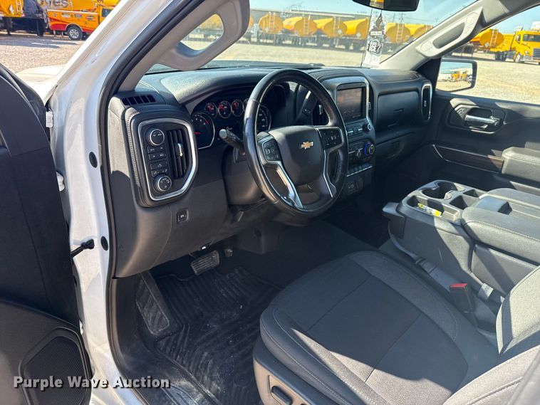 image for item NK9170 2021 Chevrolet Silverado 1500 Crew Cab pickup truck