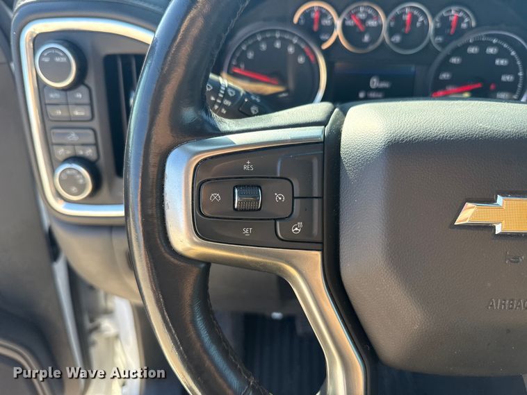 image for item NK9170 2021 Chevrolet Silverado 1500 Crew Cab pickup truck