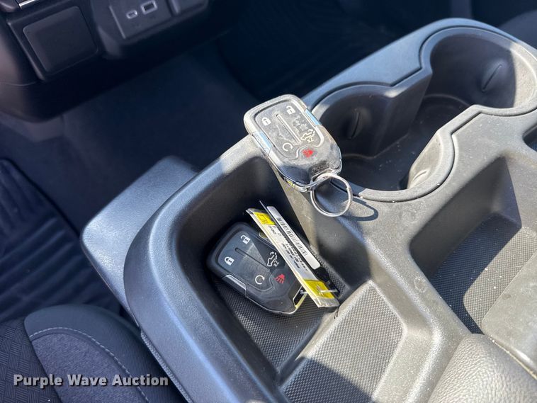 image for item NK9170 2021 Chevrolet Silverado 1500 Crew Cab pickup truck