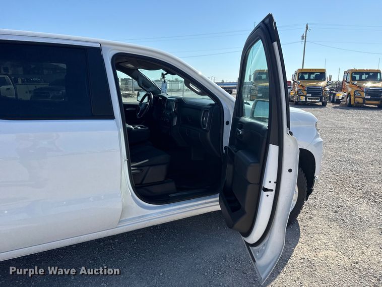 image for item NK9170 2021 Chevrolet Silverado 1500 Crew Cab pickup truck