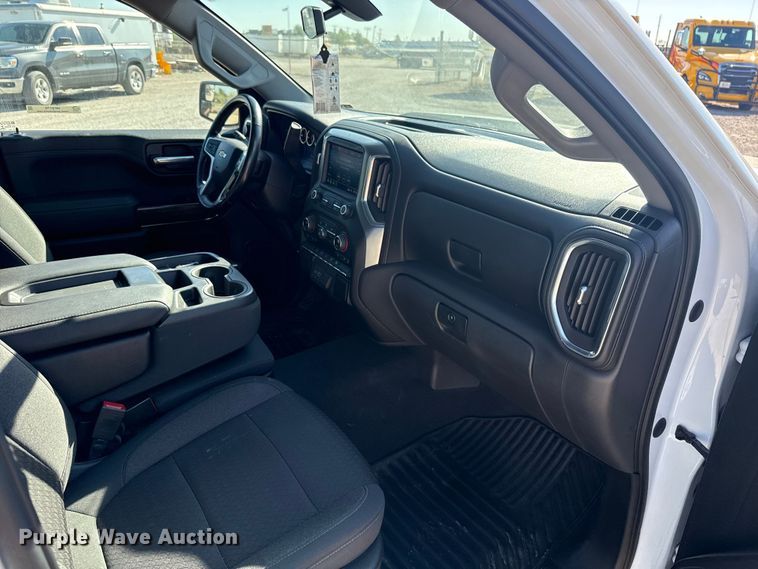 image for item NK9170 2021 Chevrolet Silverado 1500 Crew Cab pickup truck