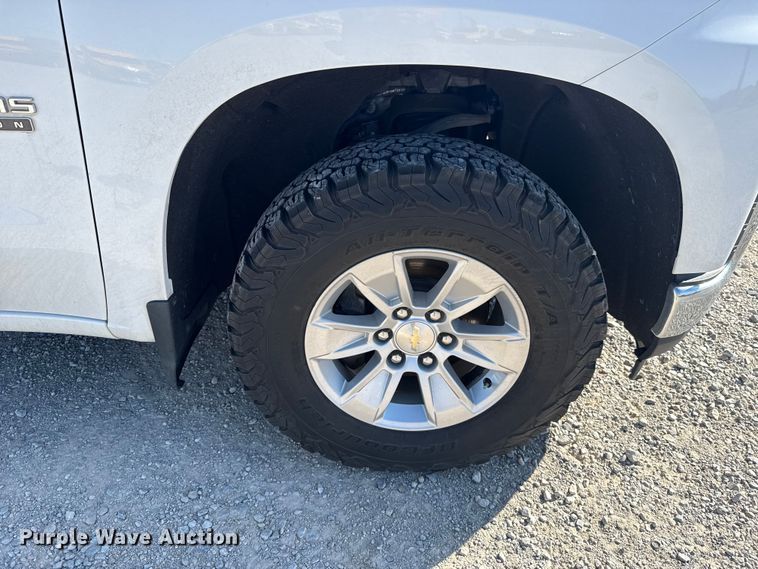 image for item NK9170 2021 Chevrolet Silverado 1500 Crew Cab pickup truck