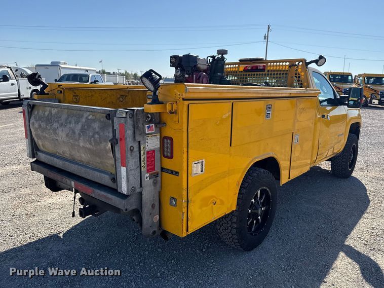 image for item NK9171 2018 Chevrolet Silverado 3500HD utility bed pickup truck