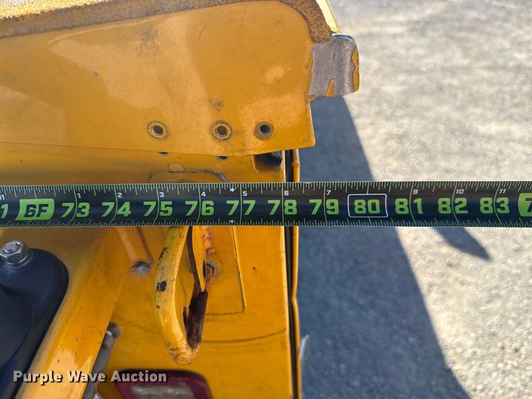 image for item NK9171 2018 Chevrolet Silverado 3500HD utility bed pickup truck