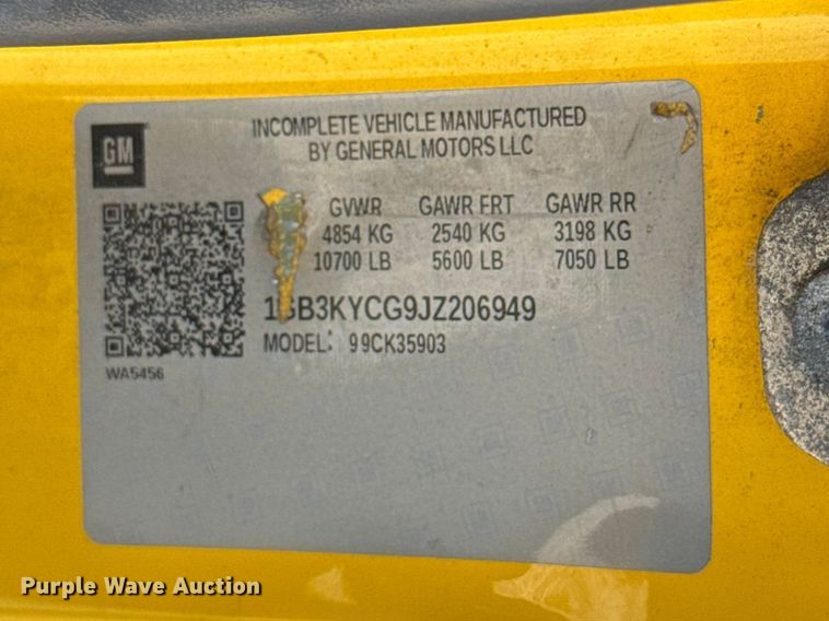 image for item NK9171 2018 Chevrolet Silverado 3500HD utility bed pickup truck