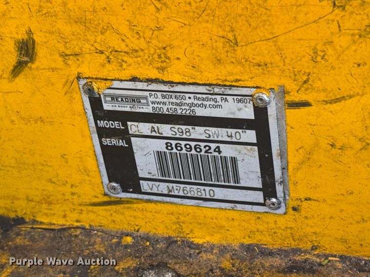 image for item NK9172 2017 Chevrolet Silverado 3500HD utility bed pickup truck