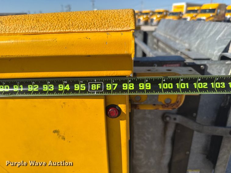 image for item NK9172 2017 Chevrolet Silverado 3500HD utility bed pickup truck