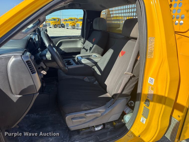 image for item NK9172 2017 Chevrolet Silverado 3500HD utility bed pickup truck