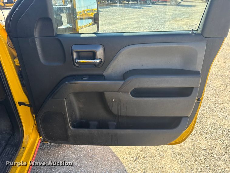 image for item NK9172 2017 Chevrolet Silverado 3500HD utility bed pickup truck