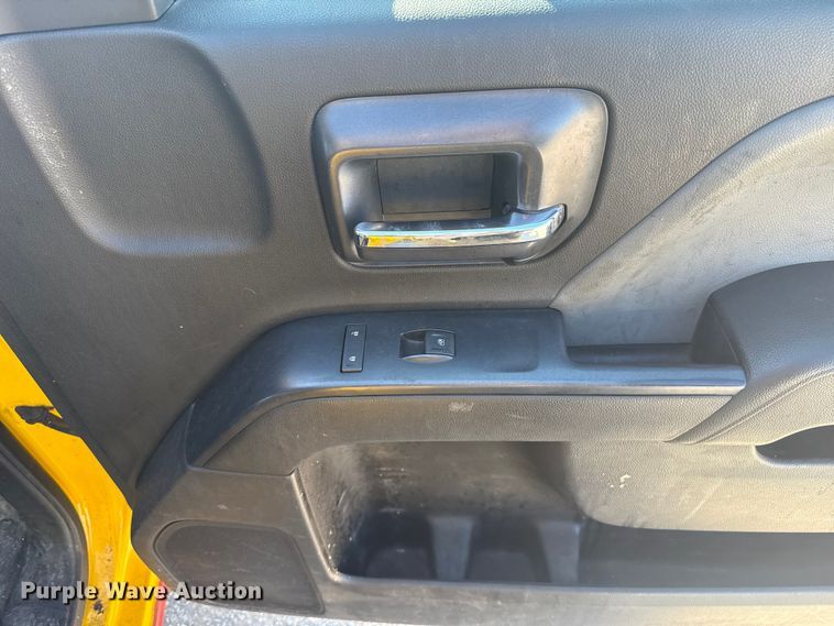 image for item NK9172 2017 Chevrolet Silverado 3500HD utility bed pickup truck