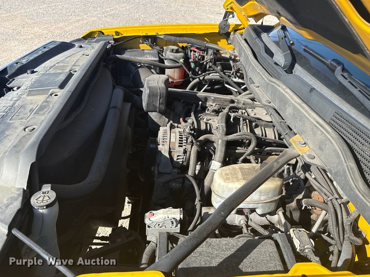 image for item NK9172 2017 Chevrolet Silverado 3500HD utility bed pickup truck