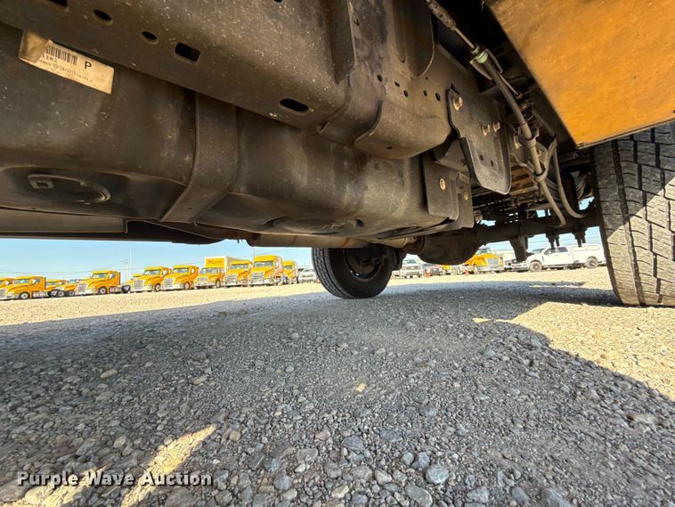 image for item NK9173 2019 Ford F350 Super Duty utility bed pickup truck